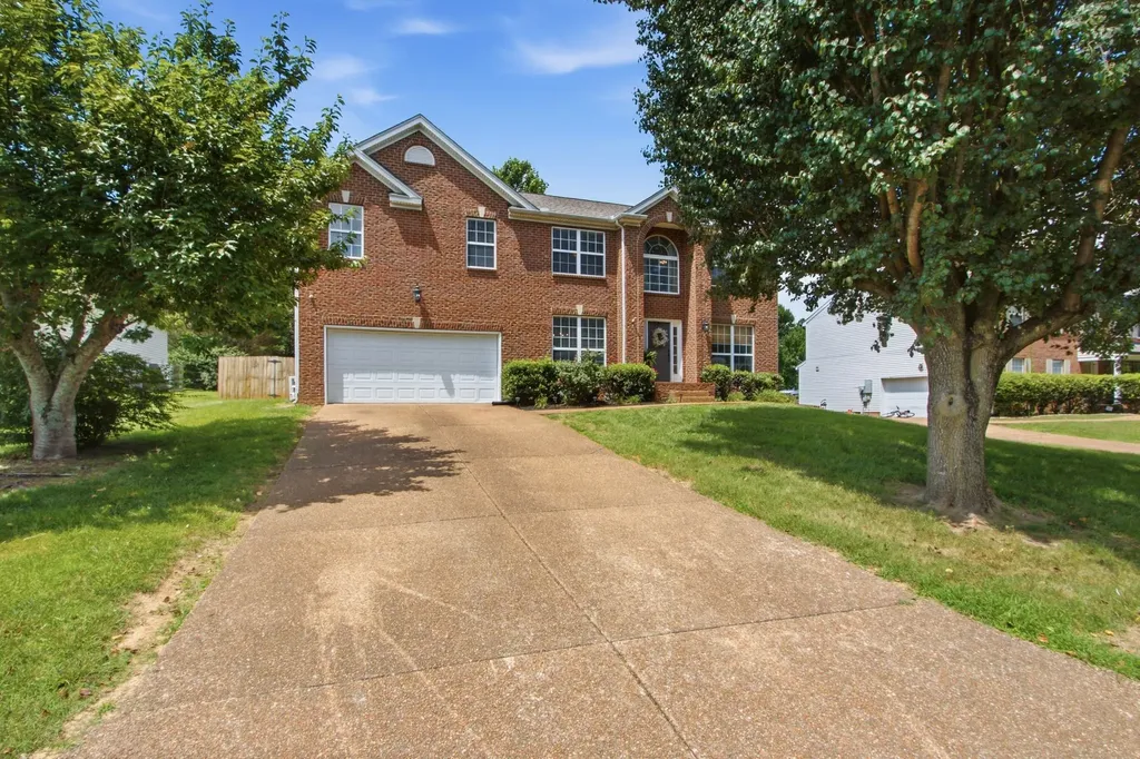 2923 Burtonwood Drive Spring Hill TN 37174