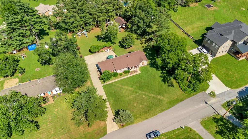 325 Dawn Drive Gallatin TN 37066