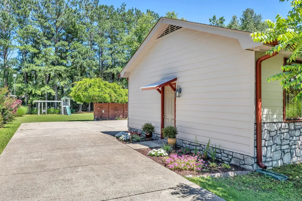 325 Dawn Drive Gallatin TN 37066