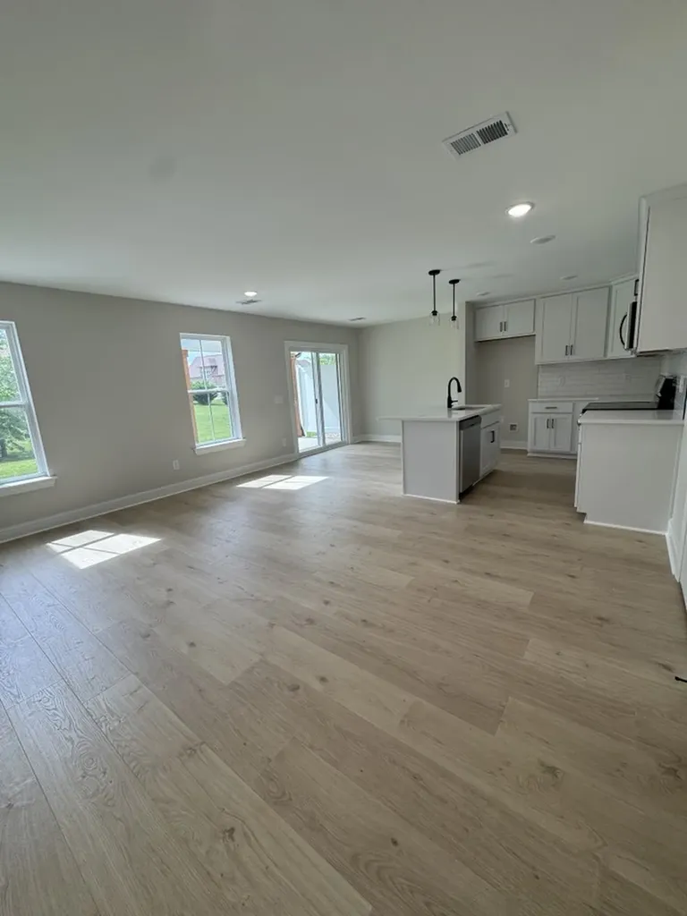 1156 Malinda Lane Greenbrier TN 37073