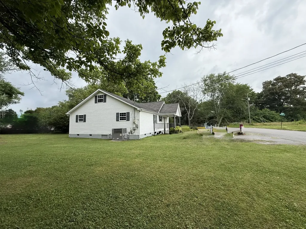 514 E Hogan Street Tullahoma TN 37388
