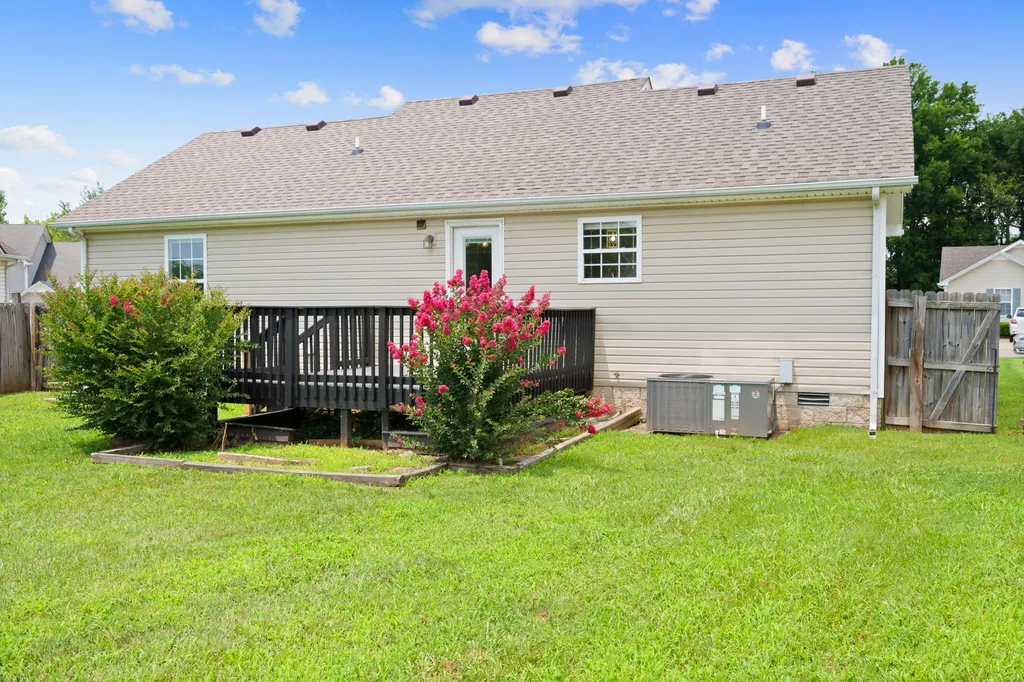 574 Oakmont Drive Clarksville TN 37042