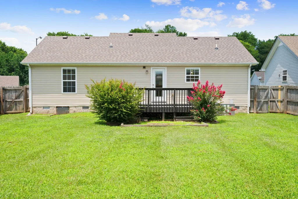 574 Oakmont Drive Clarksville TN 37042