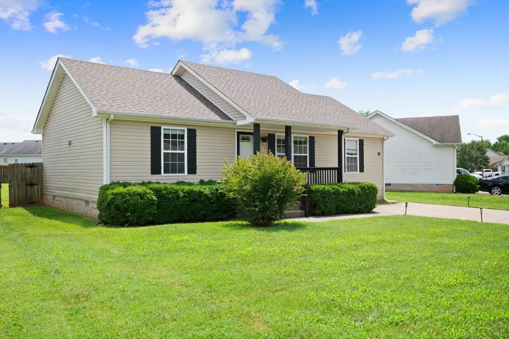 574 Oakmont Drive Clarksville TN 37042