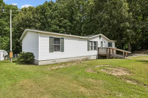1324 Elliot Road Nunnelly TN 37137