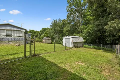 1324 Elliot Road Nunnelly TN 37137