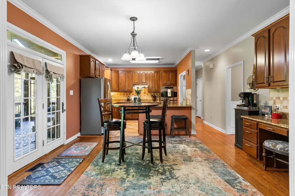 7819 La Barrington Boulevard Powell TN 37849