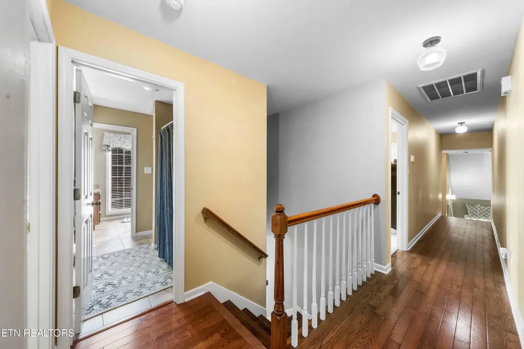7819 La Barrington Boulevard Powell TN 37849