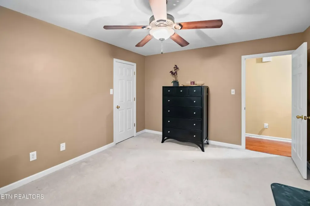 7819 La Barrington Boulevard Powell TN 37849