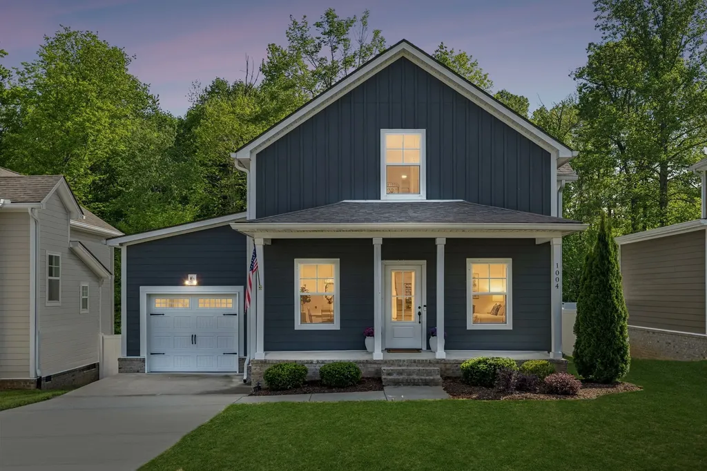 1004 Sycamore Rdg, E Burns TN 37029