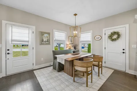 1004 Sycamore Rdg, E Burns TN 37029