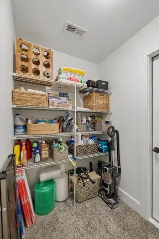 1004 Sycamore Rdg, E Burns TN 37029