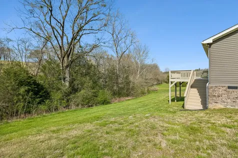 2 Hickman Creek Road, N Hickman TN 38567