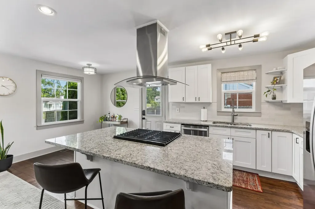 3221 Holbrook Drive Nashville TN 37211