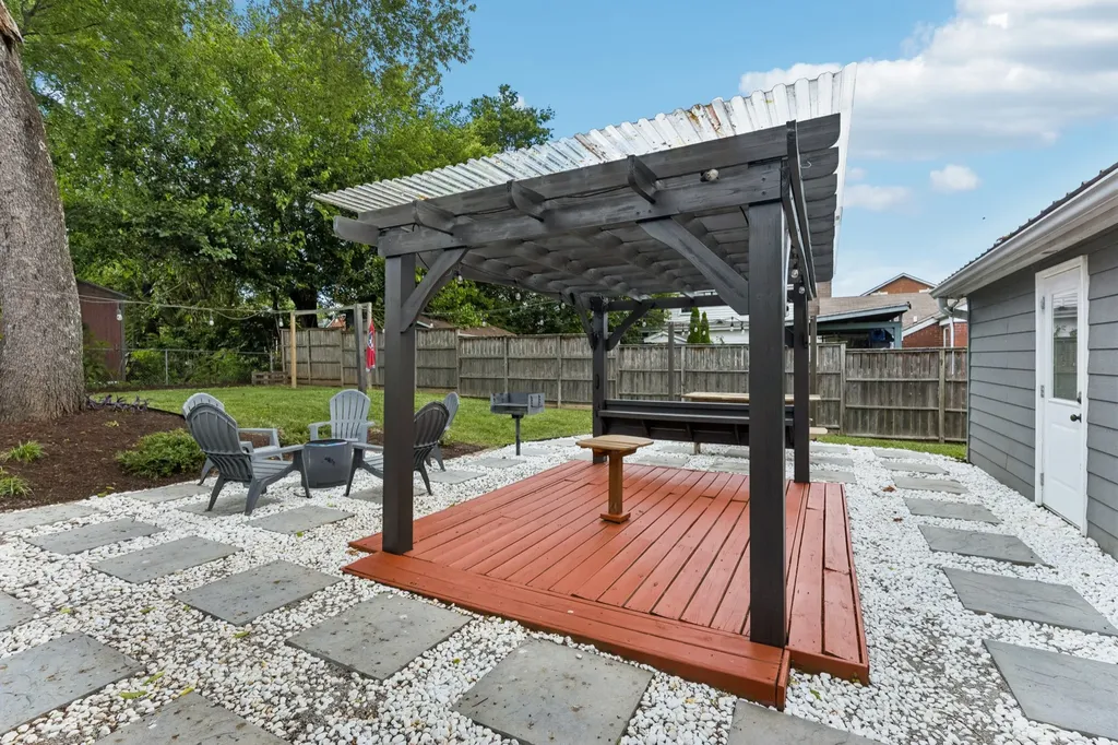 3221 Holbrook Drive Nashville TN 37211