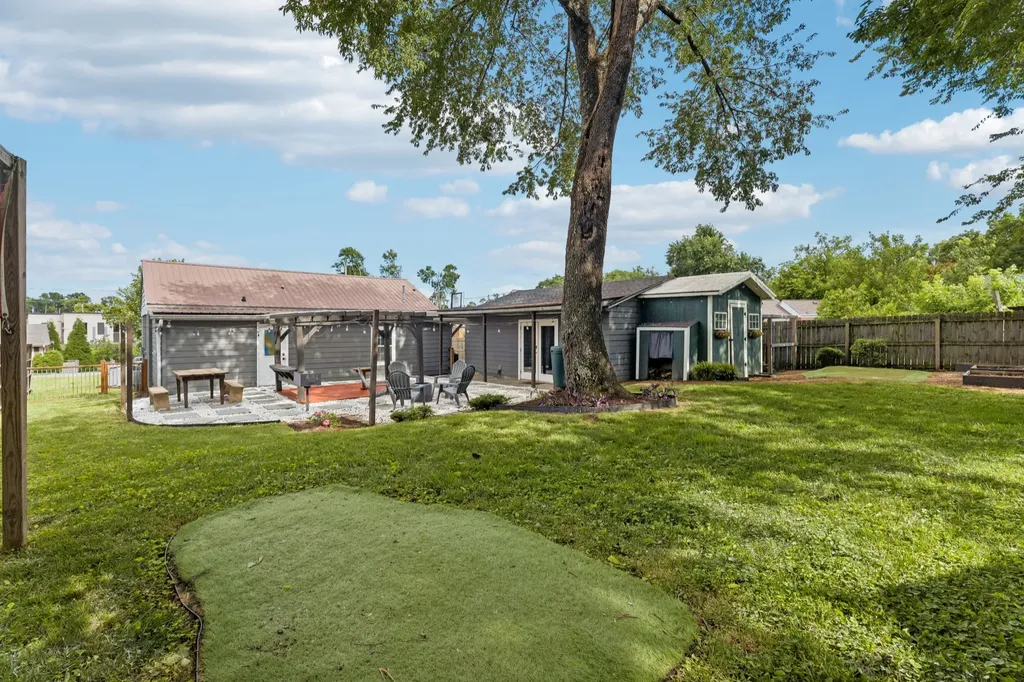 3221 Holbrook Drive Nashville TN 37211