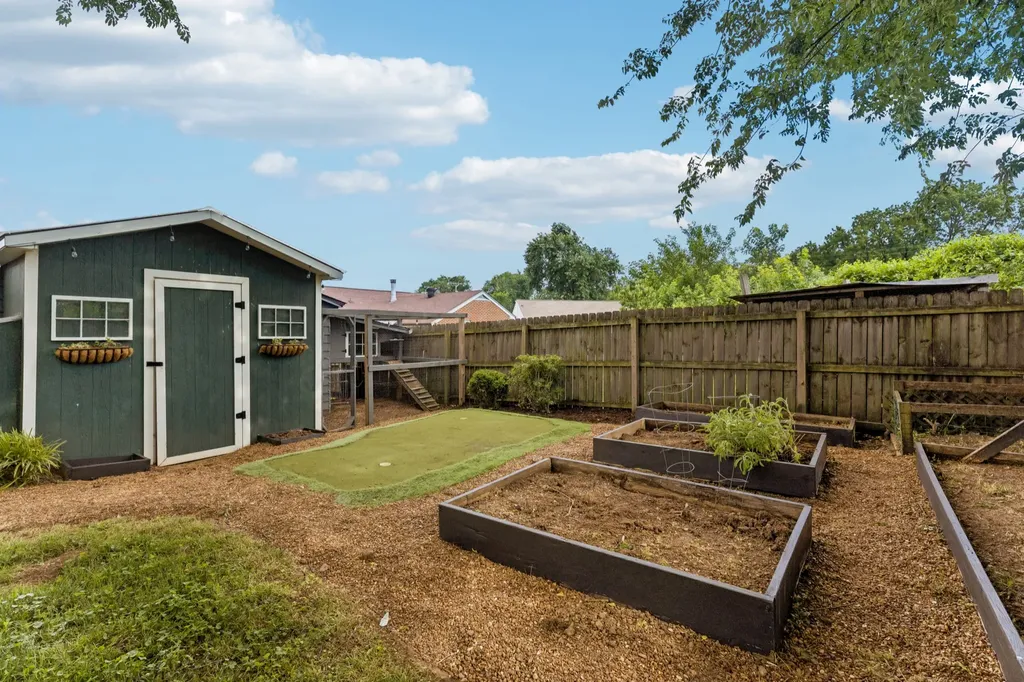 3221 Holbrook Drive Nashville TN 37211