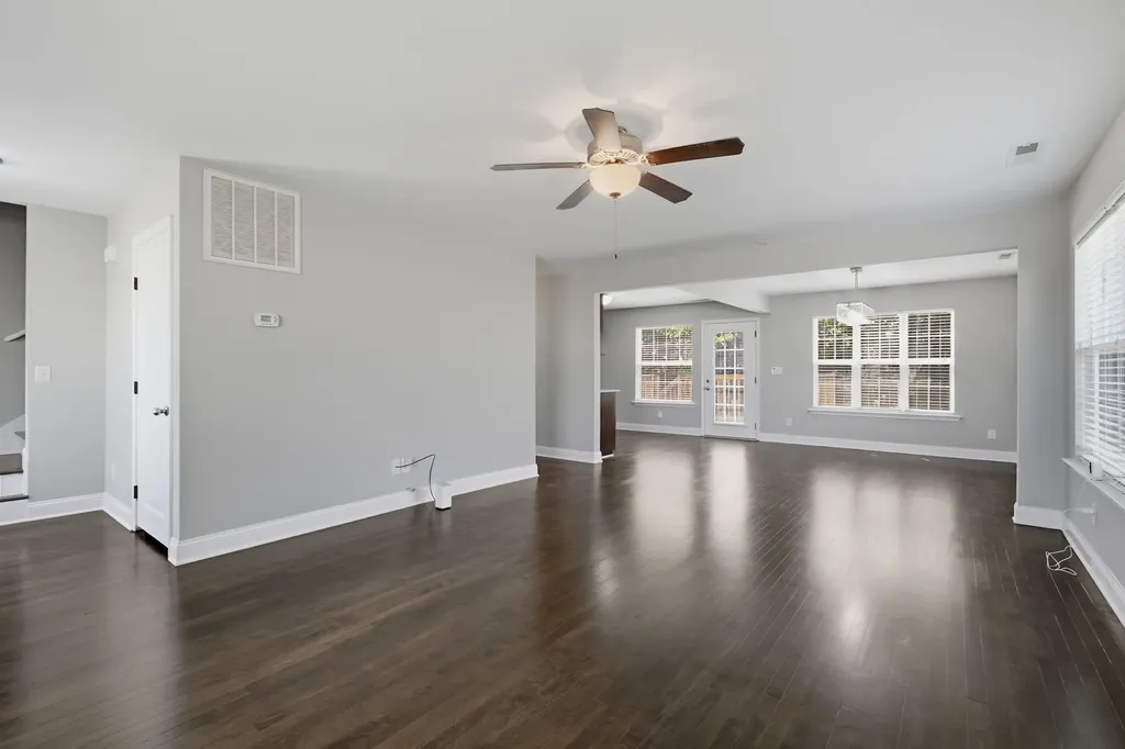 121 Pledge Court La Vergne TN 37086