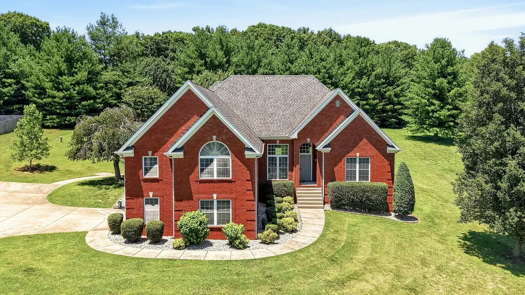 2011 Bryans Park Court Springfield TN 37172