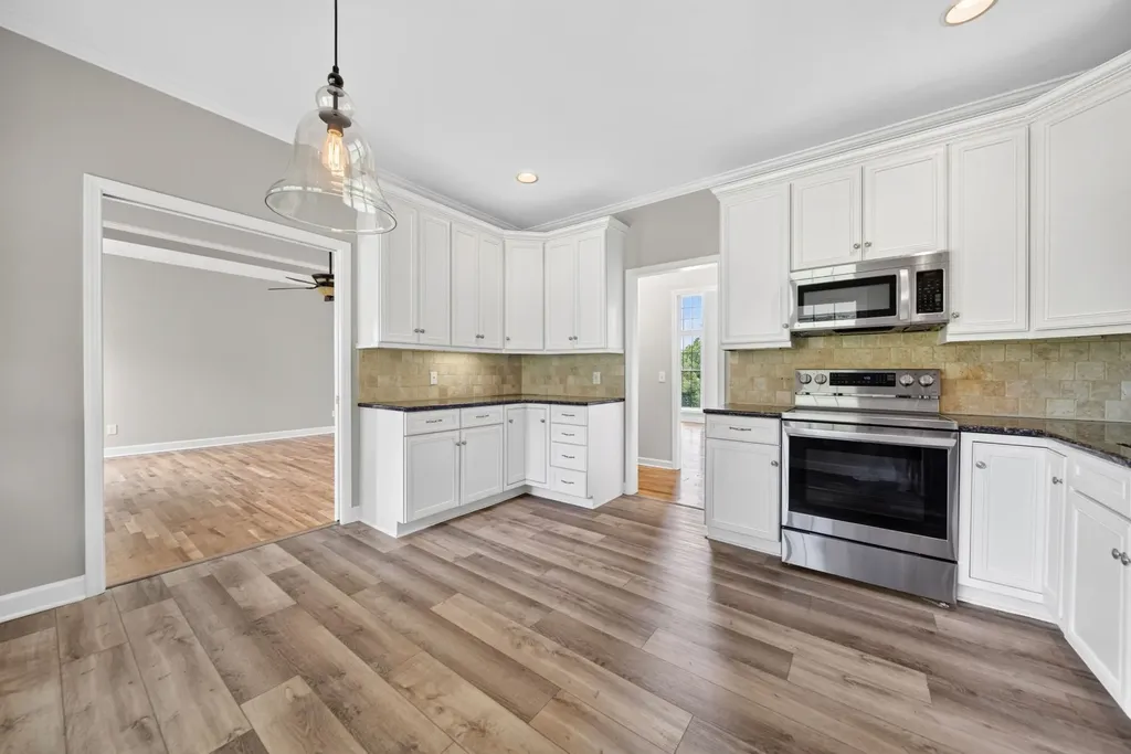 2011 Bryans Park Court Springfield TN 37172