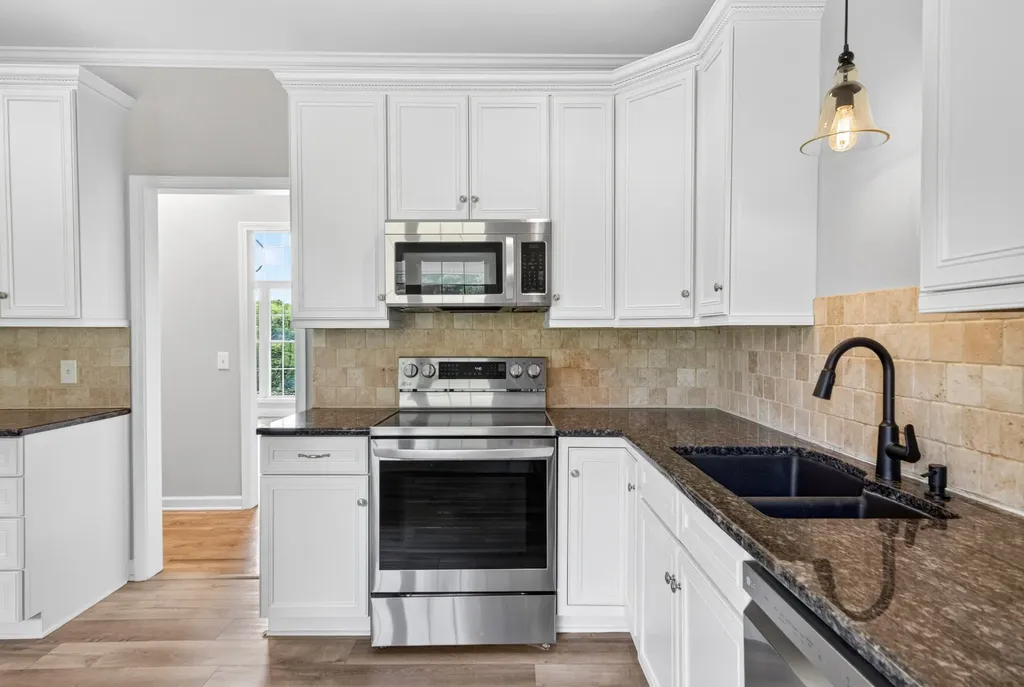 2011 Bryans Park Court Springfield TN 37172