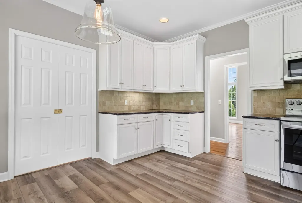 2011 Bryans Park Court Springfield TN 37172
