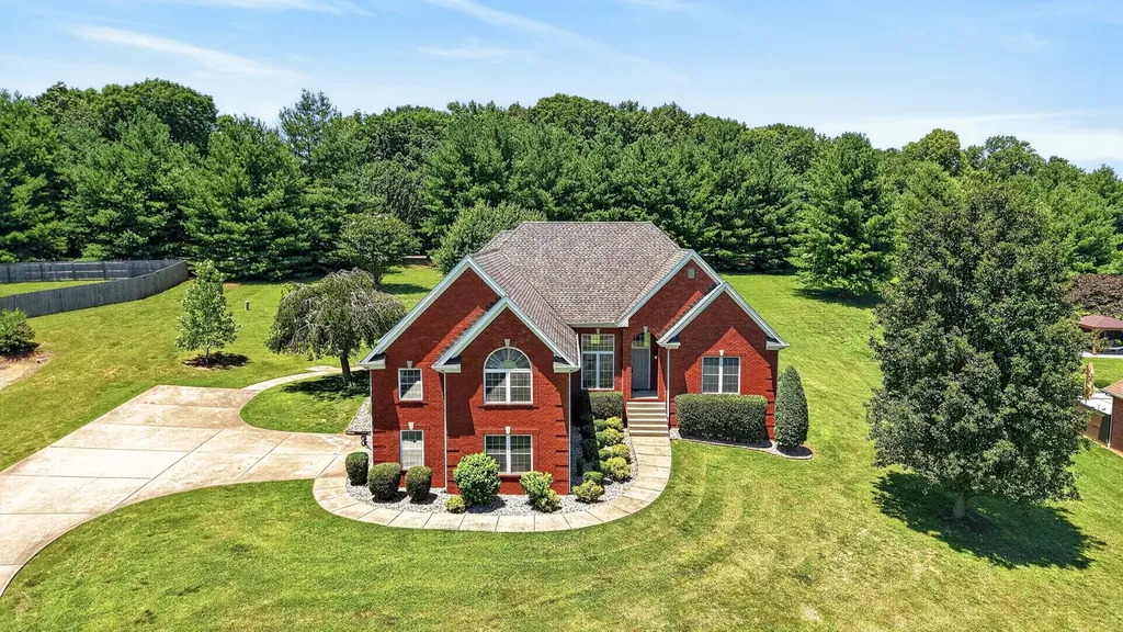 2011 Bryans Park Court Springfield TN 37172