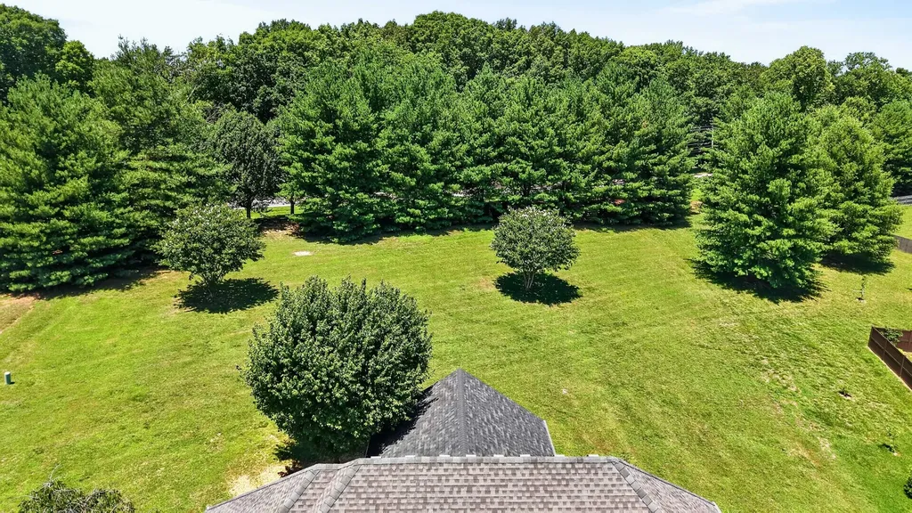 2011 Bryans Park Court Springfield TN 37172
