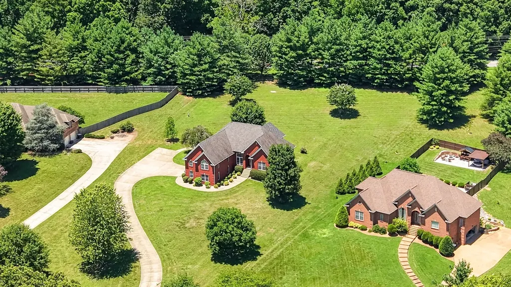 2011 Bryans Park Court Springfield TN 37172