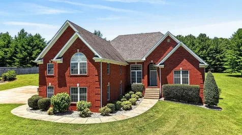 2011 Bryans Park Court Springfield TN 37172