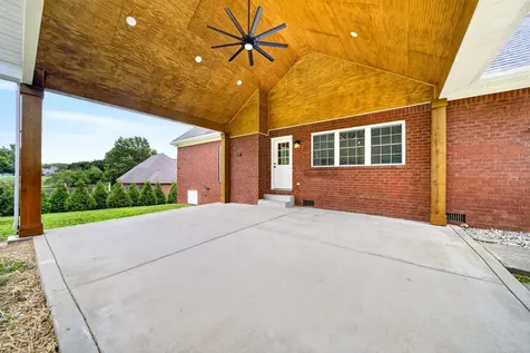 2011 Bryans Park Court Springfield TN 37172