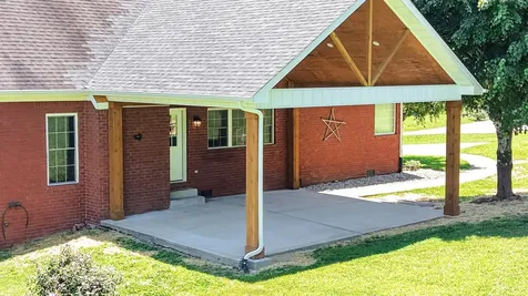 2011 Bryans Park Court Springfield TN 37172