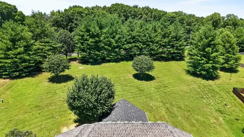 2011 Bryans Park Court Springfield TN 37172