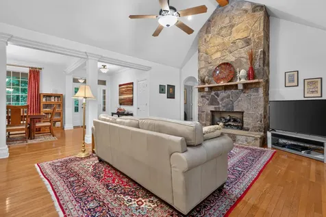 1835 Ridge Cliff Drive Monteagle TN 37356