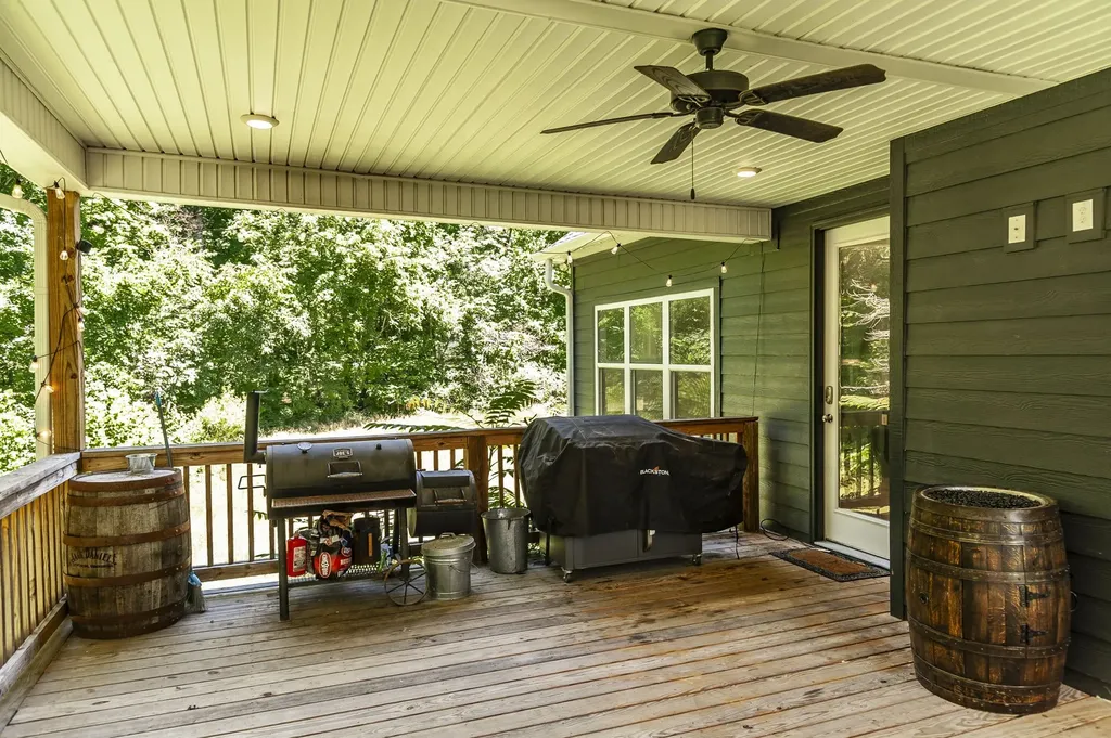 8326 Betts Road Greenbrier TN 37073