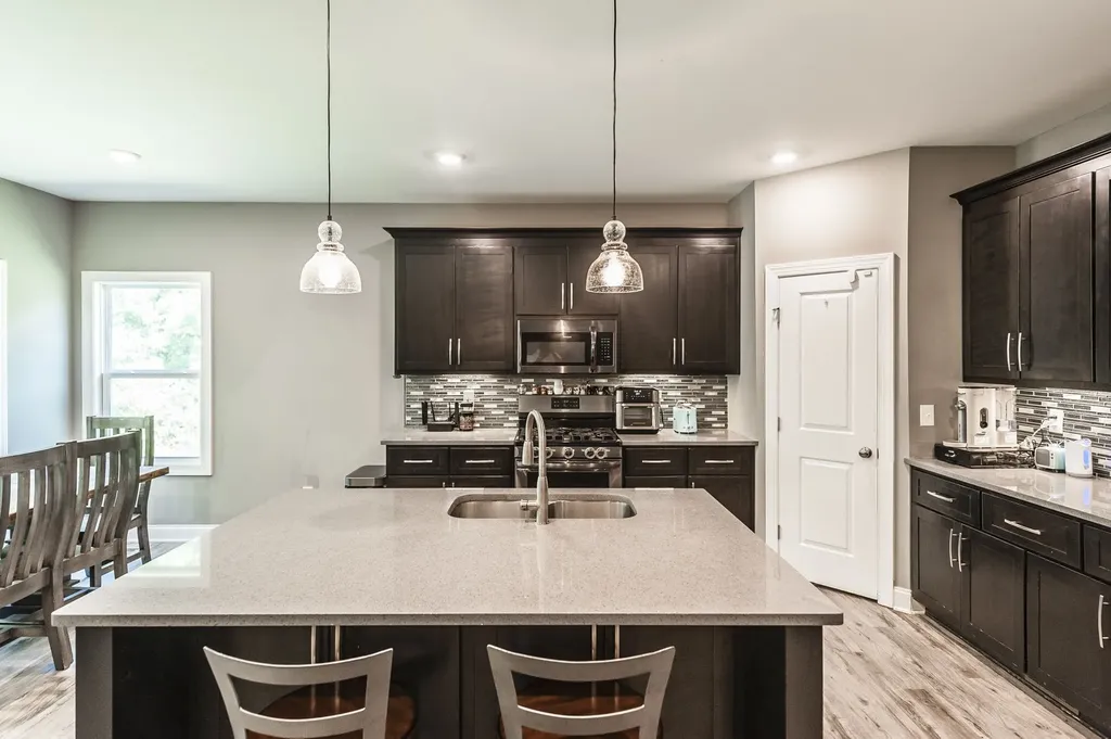 8326 Betts Road Greenbrier TN 37073