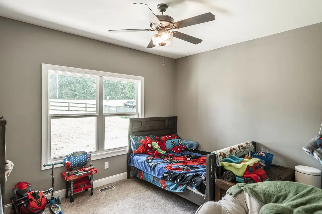 8326 Betts Road Greenbrier TN 37073