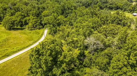 8326 Betts Road Greenbrier TN 37073