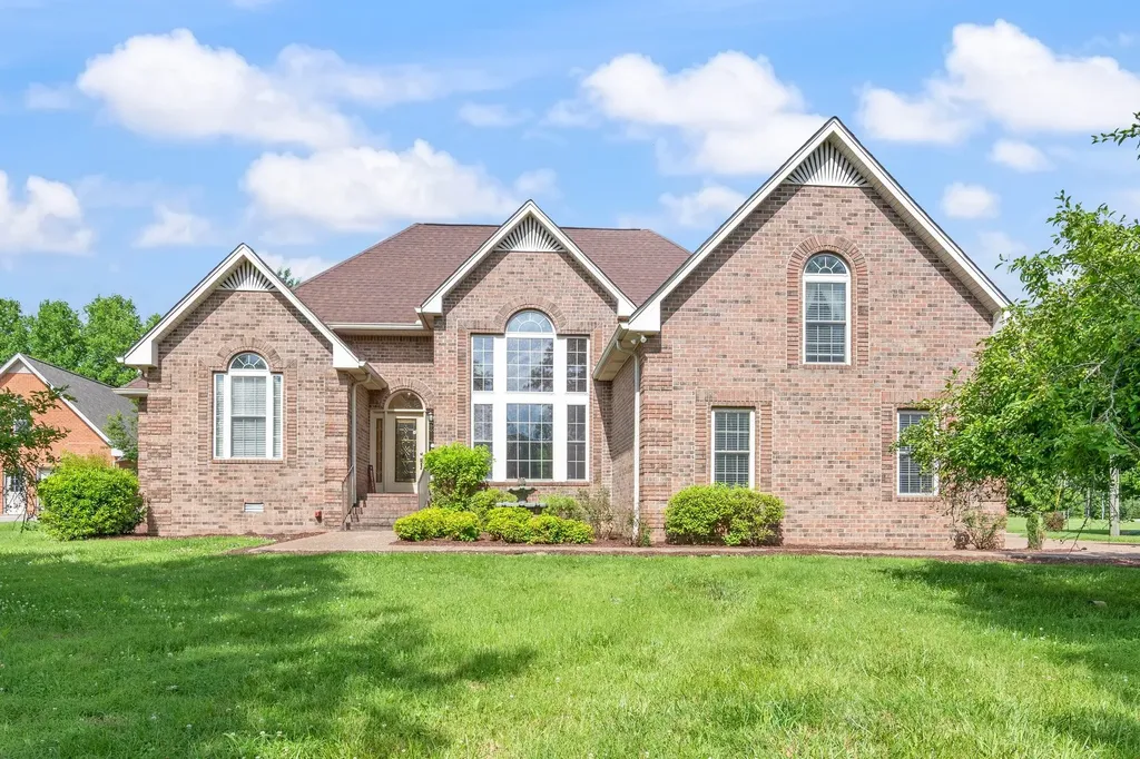 1026 Madison Creek Road Goodlettsville TN 37072