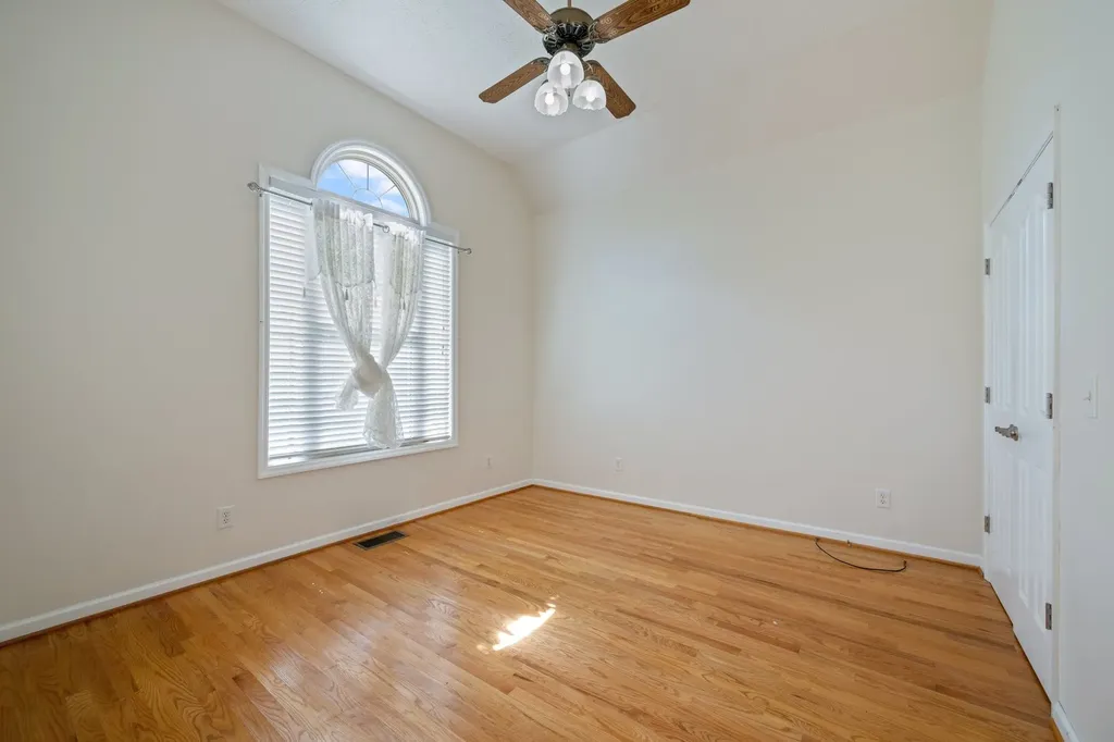 1026 Madison Creek Road Goodlettsville TN 37072