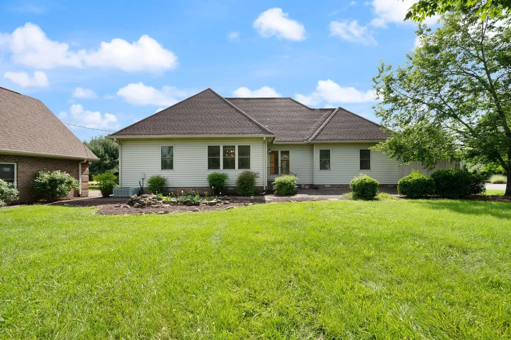 1026 Madison Creek Road Goodlettsville TN 37072