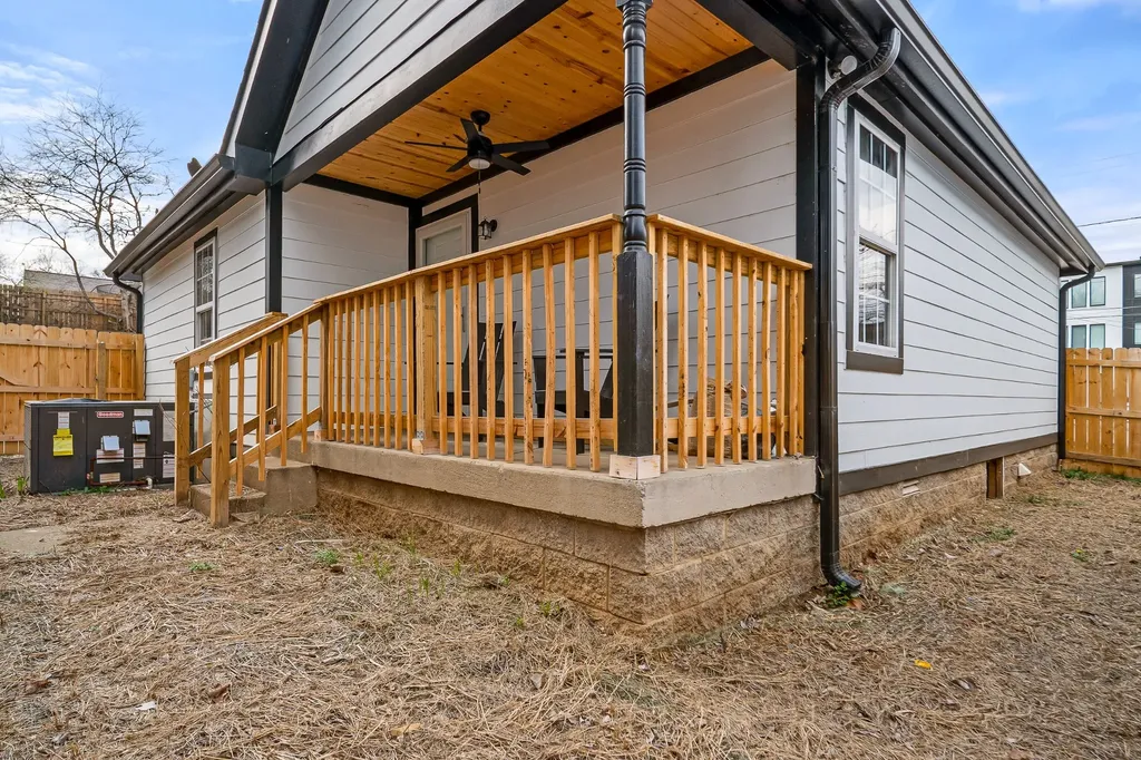 1923 Britt Place Nashville TN 37208