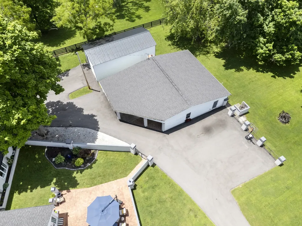 904 Highway 48, S Dickson TN 37055