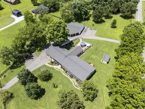 904 Highway 48, S Dickson TN 37055
