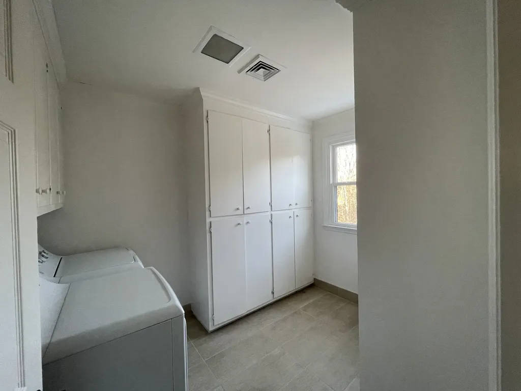 401 Bowling Avenue Nashville TN 37205