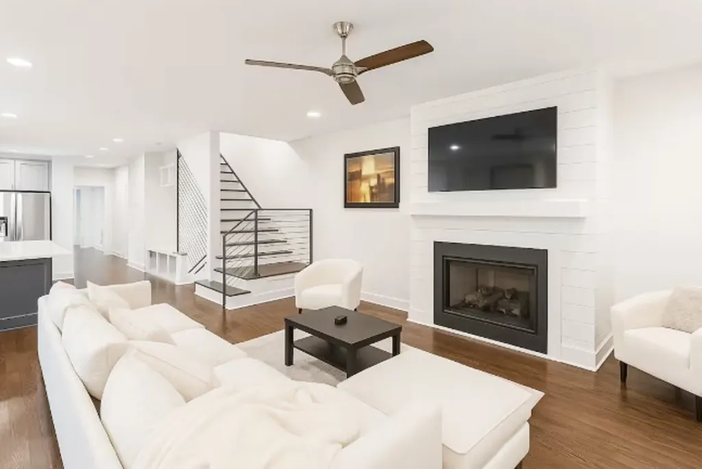 1114B 2nd Ave, S Nashville TN 37210