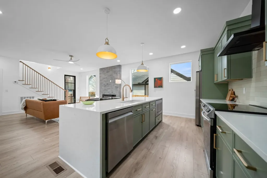1923 Britt Place Nashville TN 37208