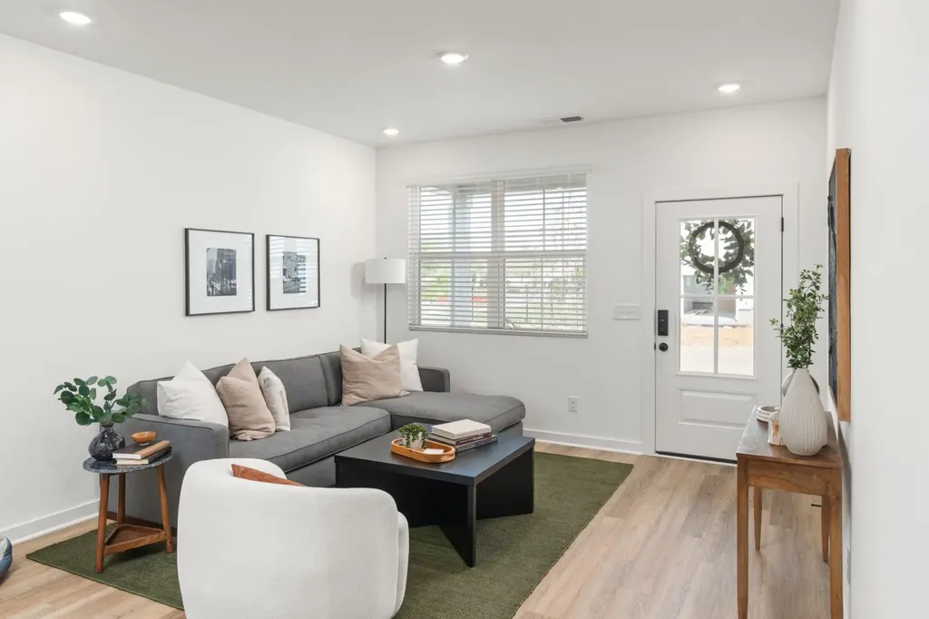 1113 Marlowe Landing Nashville TN 37207