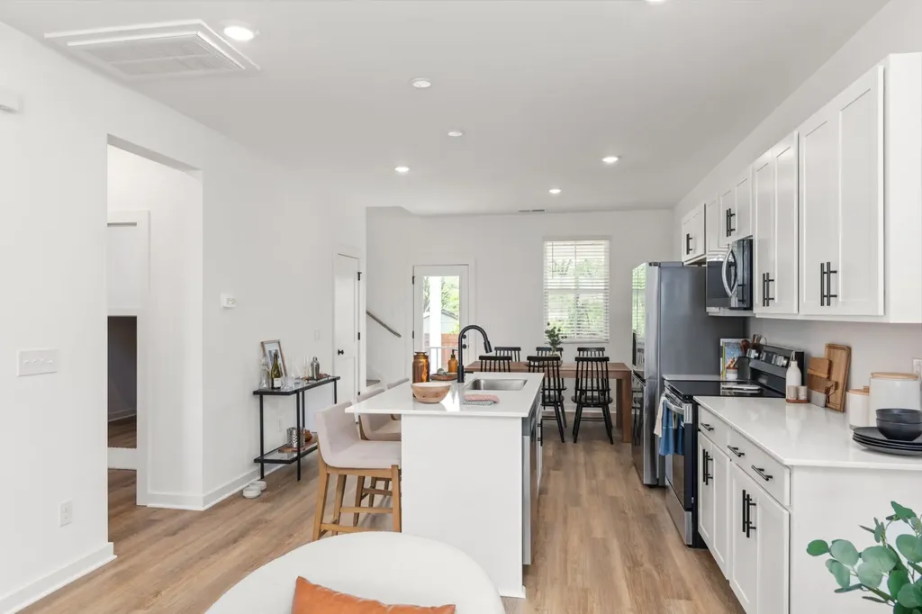 1113 Marlowe Landing Nashville TN 37207