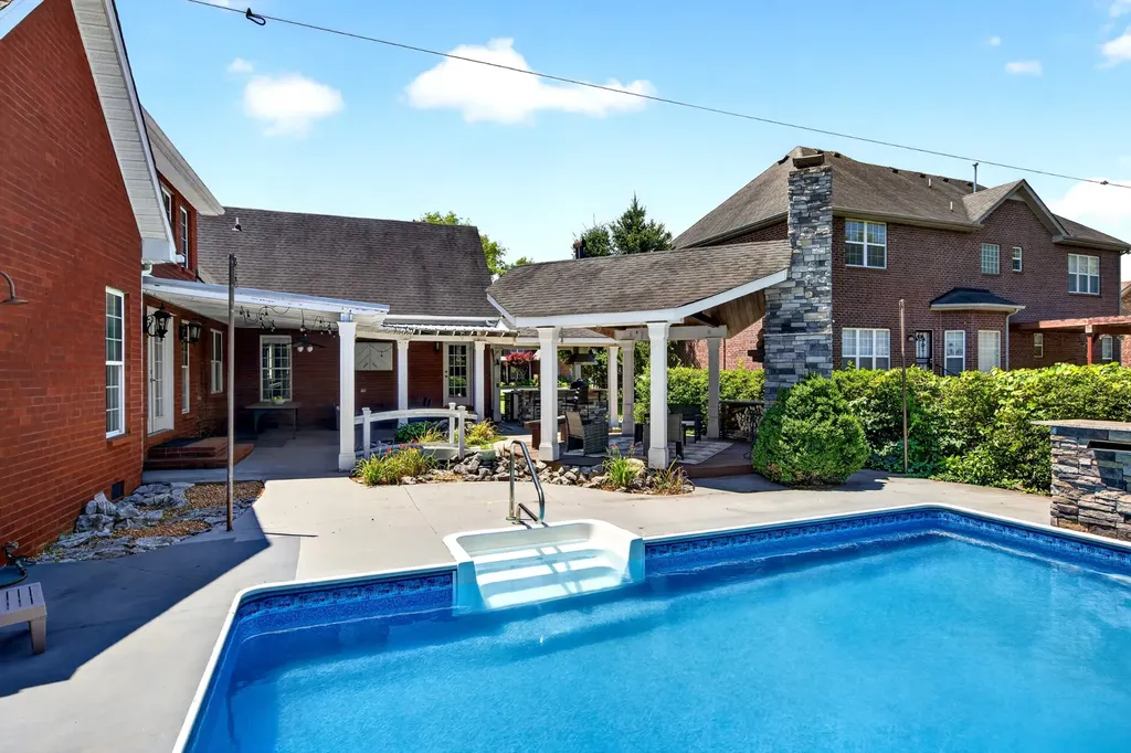2356 Saint Andrews Drive Murfreesboro TN 37128